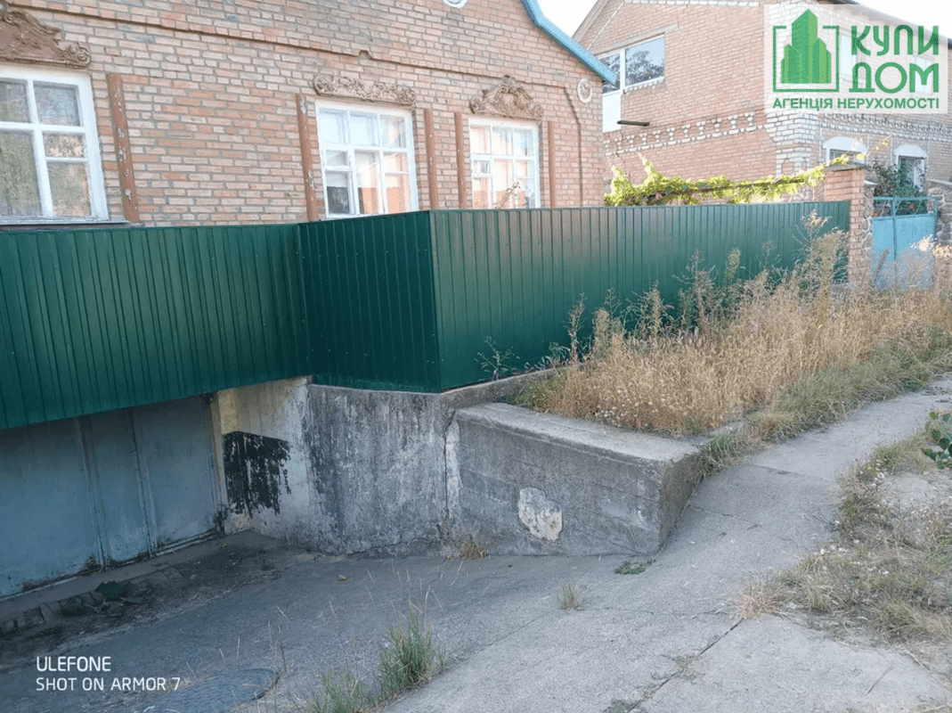 Дом ст Балашове отдельно желой флигель погреб гараж. Кропивницкий