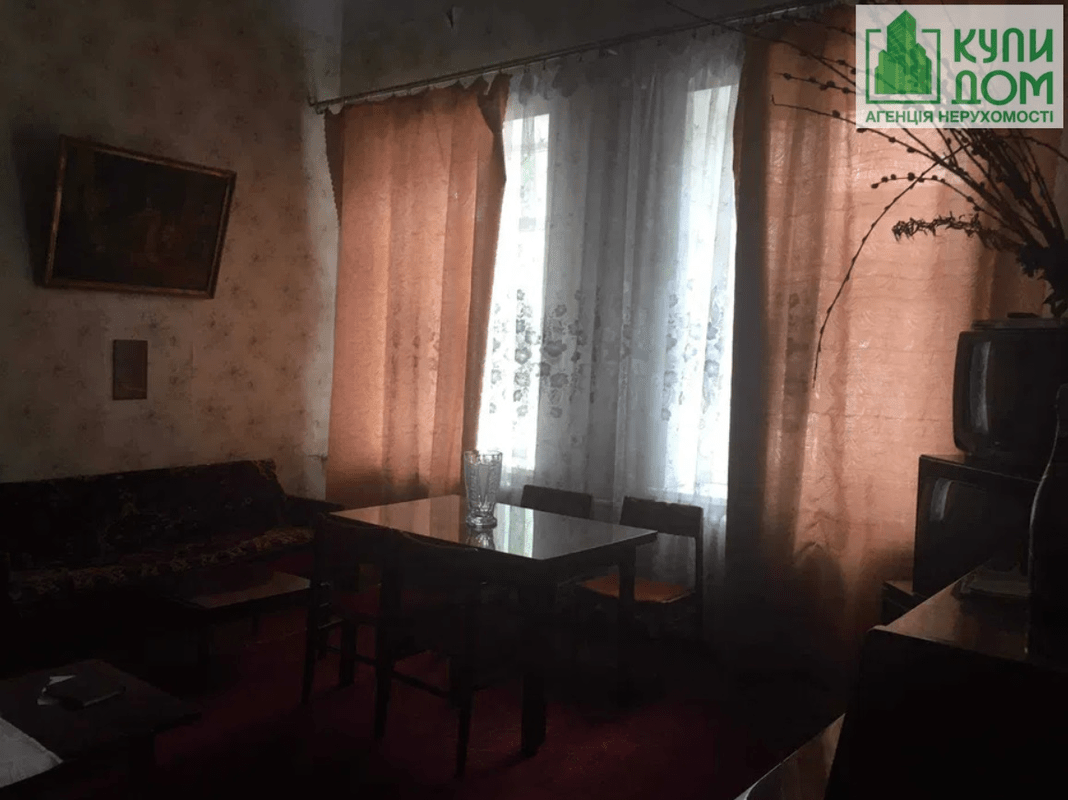Продажа 3-х комнатной квартиры в центре. Кропивницкий