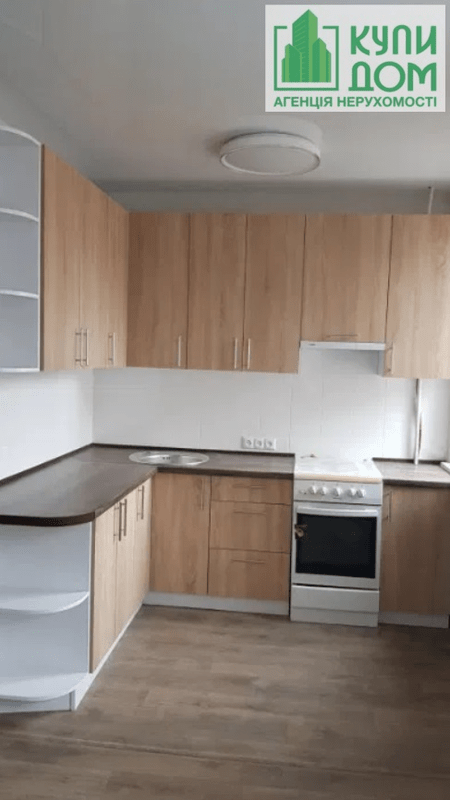 Продам 2к.кв с новым ремонтом, Крытый рынок. Кропивницкий